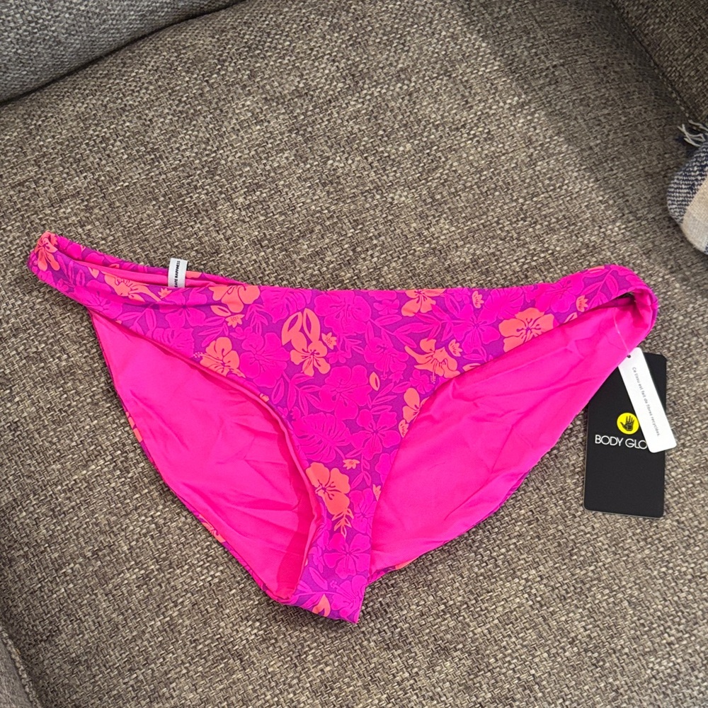 NWT Body Glove Women's Vibrant Pink Floral Bikini Bottom SIZE XL